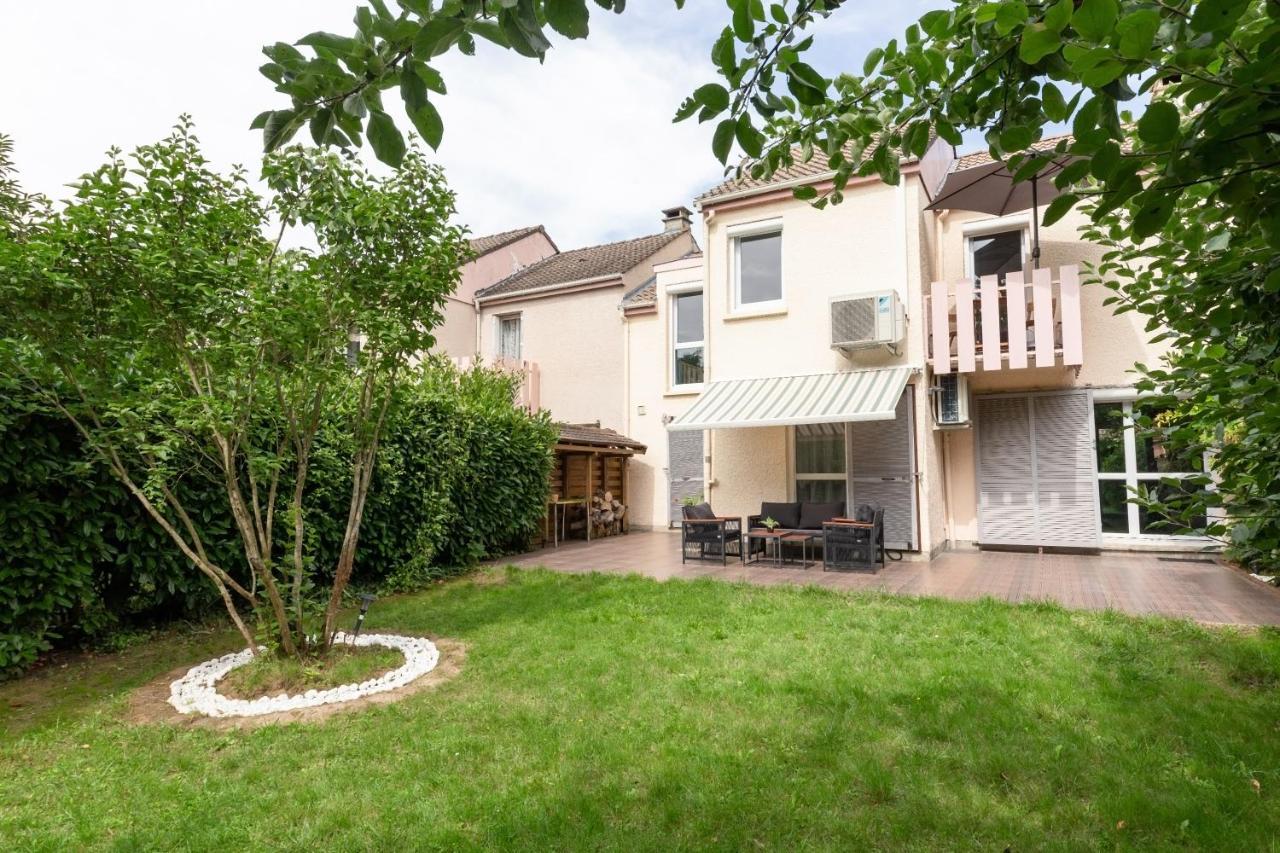 Le Garden -Maison-2Parking-Jardin-Terrasse-Babyfoot-Wifi Cergy Eksteriør billede